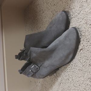 Grey women Sonoma boots